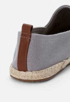 Pier One Rena Espadrille Unisex - Alpargatas - Light Grey -StepStyle 42d2421a7d9a4236aff6d97b980fd1f5