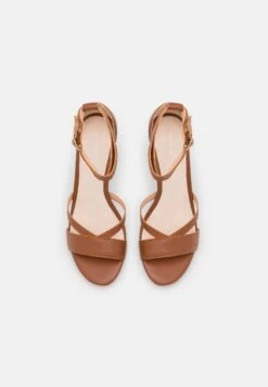 Pier One Leather - Sandalias De Tacón - Cognac -StepStyle 514b61e3e3b94b0981119aeccd726de4
