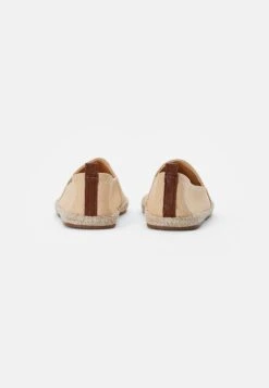 Pier One Rena Espadrille Unisex - Alpargatas - Beige 8 Pier One Rena Espadrille Unisex - Alpargatas - Beige -StepStyle 8310eea23d7d45459447954d543b0c0d