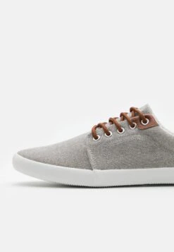 Pier One Unisex - Zapatillas - Light Grey -StepStyle 8f5660aa856d43a69db14e309615dd5c