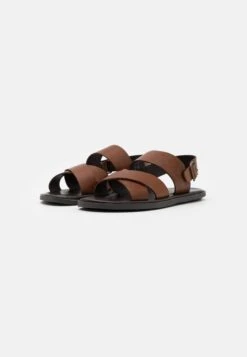 Pier One Unisex - Sandalias - Cognac -StepStyle 93d59b6c78964396a0134fb24776a5f7