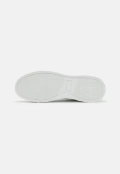 Pier One Unisex - Zapatillas - White 10 Pier One Unisex - Zapatillas - White -StepStyle a44841b7759c4f79b83cd5c4d2028754