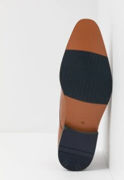 Pier One Leather - Mocasines - Cognac -StepStyle b33620ba8ab547529ee32df8e71ecc15